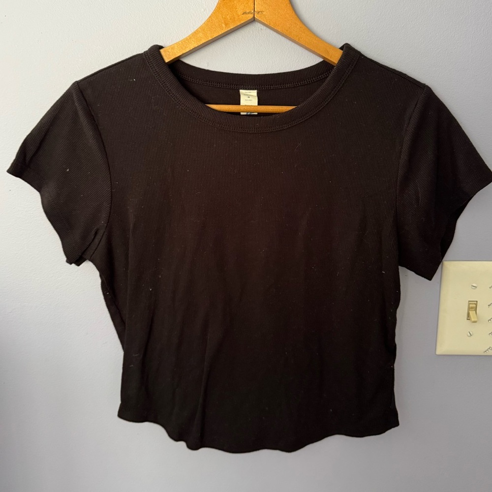 🦋Old Navy ribbed tee🦋